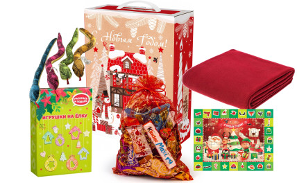 Подарочный набор для детей на новый год №3 Подарочный набор для детей на новый год №3