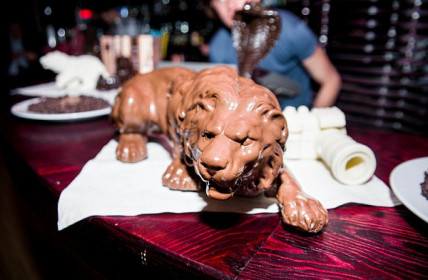 Шоколадный лев