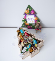 Подарок в коробке из фанеры Елочка Подарок в коробке из фанеры Елочка