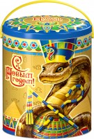 Подарок с конфетами на новый год Змея Нефертити
