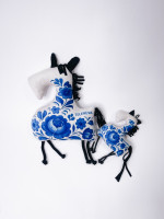 Подарок на новый год Подушка детская Лошадь с логотипом Подарок на новый год Подушка детская Лошадь с логотипом