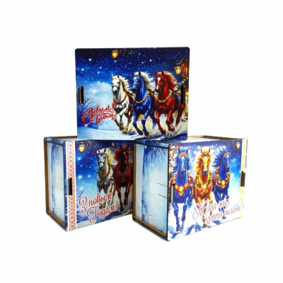 Подарок в коробке из фанеры Тройка Триколор