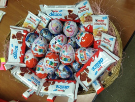 Киндер сюрприз большая