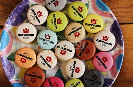 Macarons с логотипом Macarons с логотипом